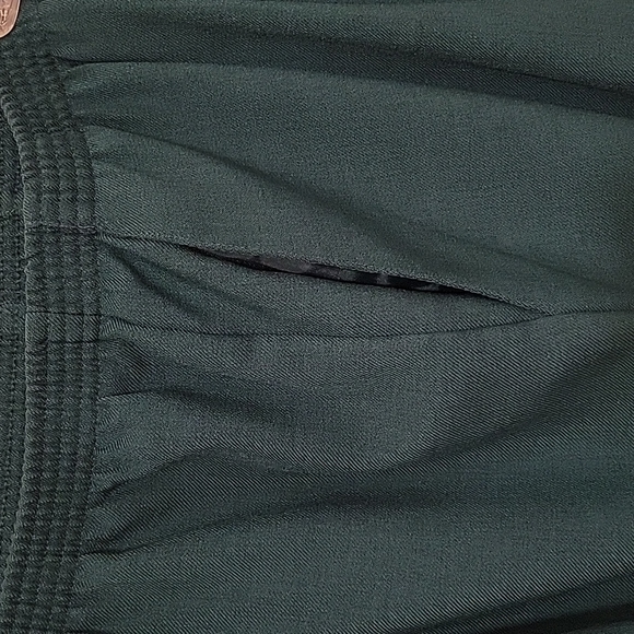 Alfred Dunner 2pc suit in size 24W - Picture 7 of 11